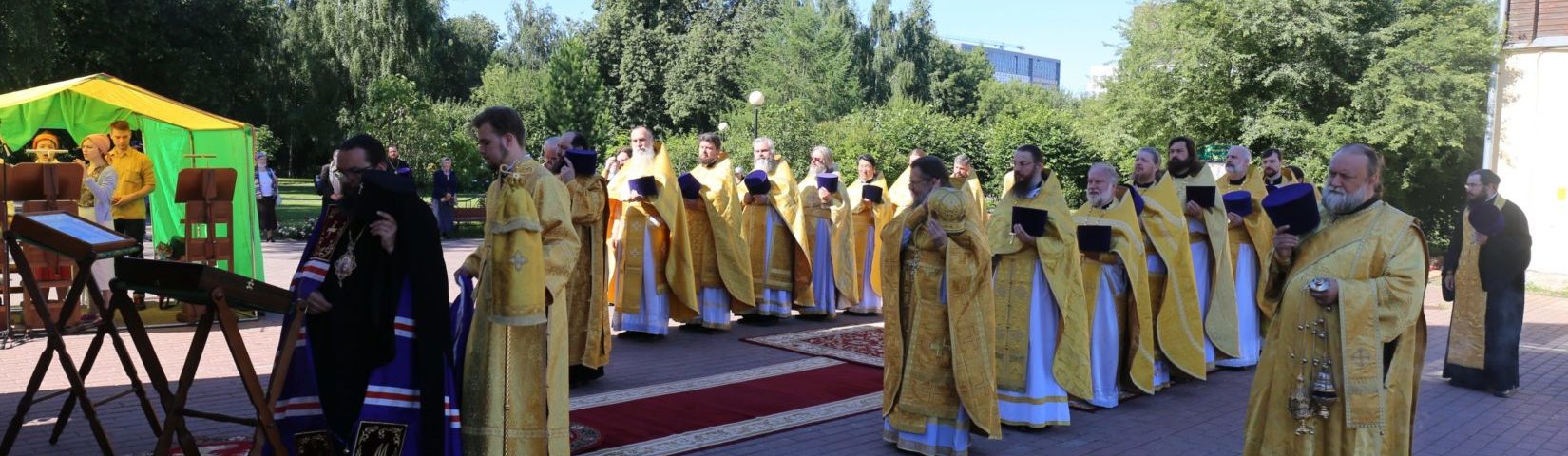 В день своего рождения викарий совершил литургию в Свиблове