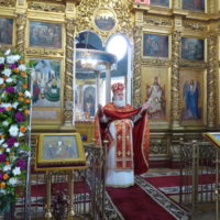 Благочинный возглавил литургию в Введенском храме с. Спирово