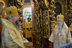 Владыка Ювеналий молитвенно отметил день тезоименитства