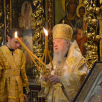В годовщину хиротонии владыка Ювеналий совершил литургию