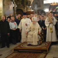 Ночная Рождественская литургия в Петропавловском храме