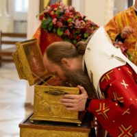 Викарий совершил богослужение в храме на Волжском