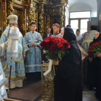 Владыка Ювеналий молитвенно отметил день своего рождения