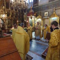 В день преставления апостола Иоанна Богослова.