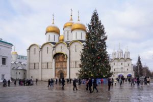 Патриаршее богослужение в день святителя Петра в Кремле