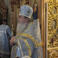 Благочинный совершил богослужение в храме при ГКБ №29