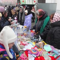 Благотворительная ярмарка на приходе храма на Волжском