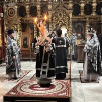 Первая Литургия Преждеосвященных Даров в Петропавловском храме