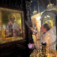 Возвращение отреставрированной иконы в Петропавловский храм