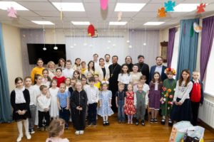 Традиционный пасхальный концерт на приходе храма на Волжском