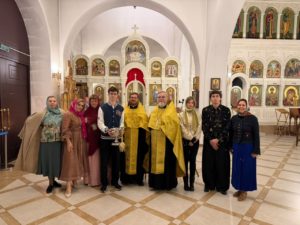 Студенты и преподаватели ГУУ посетили храм на Волжском